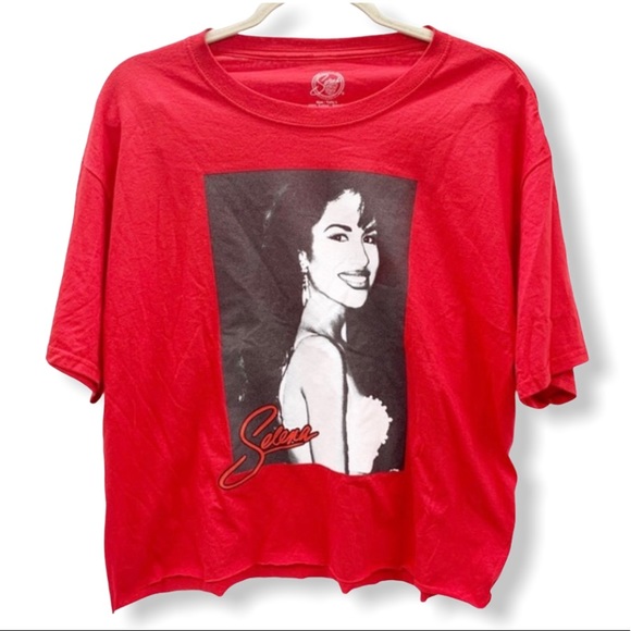 Selena Tops - Selena Cropped T-Shirt Size L Red Black